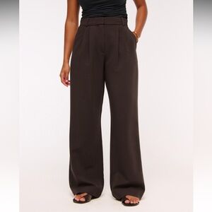 A&F Sloane Tailored
Wide Leg Pant